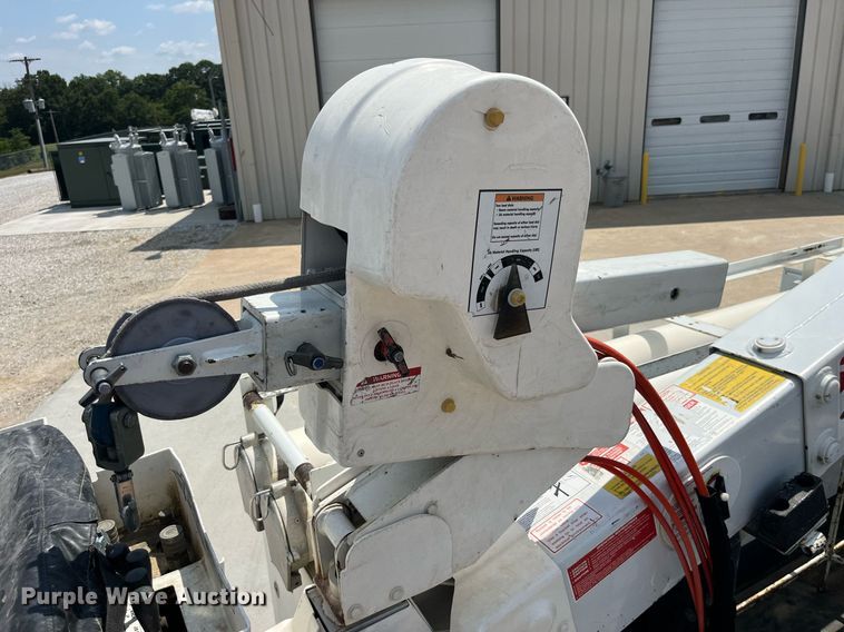 image for item DP0541 2016 Dodge Ram 5500HD  bucket truck