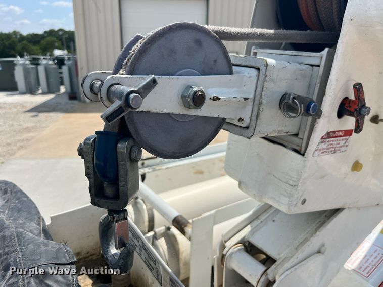 image for item DP0541 2016 Dodge Ram 5500HD  bucket truck