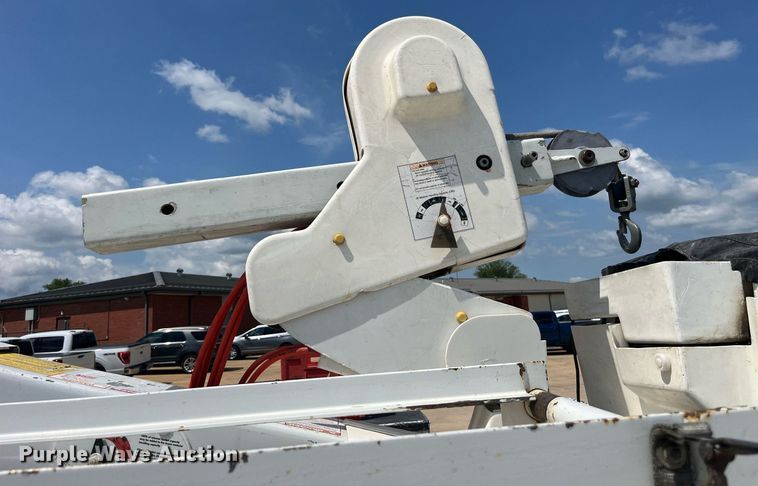 image for item DP0541 2016 Dodge Ram 5500HD  bucket truck