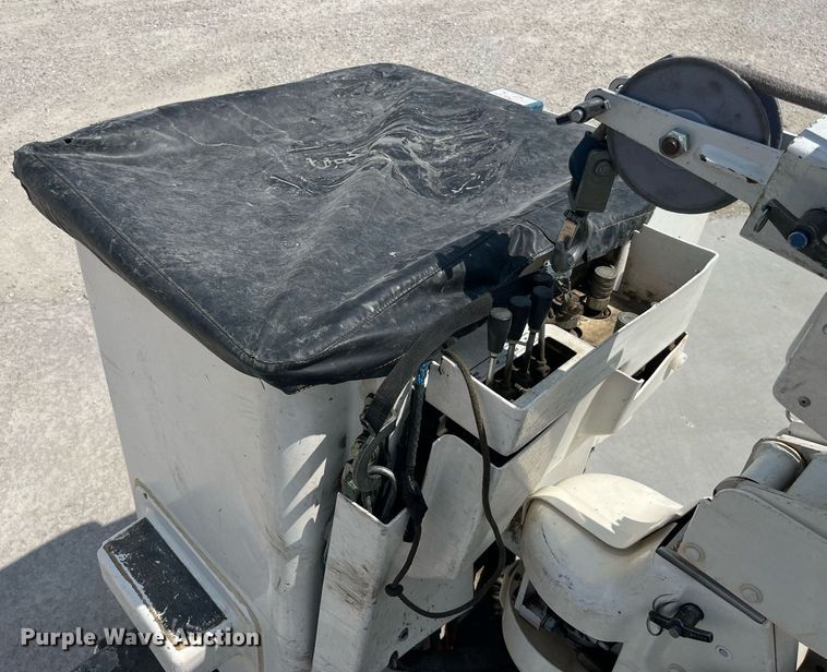 image for item DP0541 2016 Dodge Ram 5500HD  bucket truck