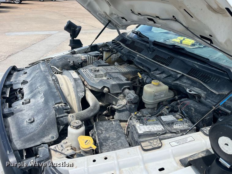 image for item DP0541 2016 Dodge Ram 5500HD  bucket truck