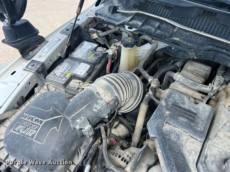 image for item DP0541 2016 Dodge Ram 5500HD  bucket truck