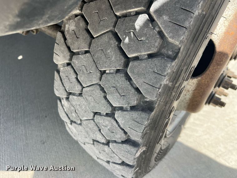 image for item DP0541 2016 Dodge Ram 5500HD  bucket truck