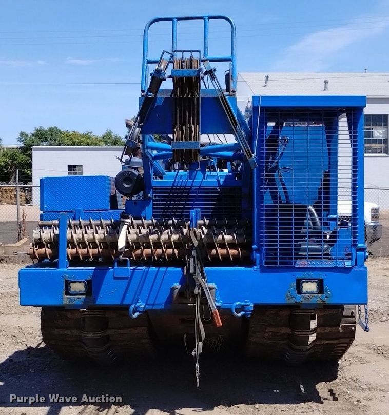 image for item DP3325 1999 CME 850  drilling rig