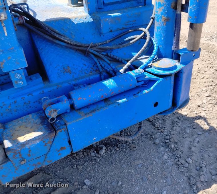 image for item DP3325 1999 CME 850  drilling rig