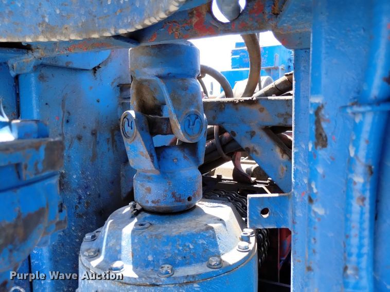 image for item DP3325 1999 CME 850  drilling rig