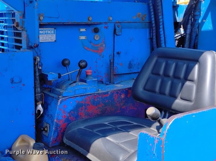 image for item DP3325 1999 CME 850  drilling rig