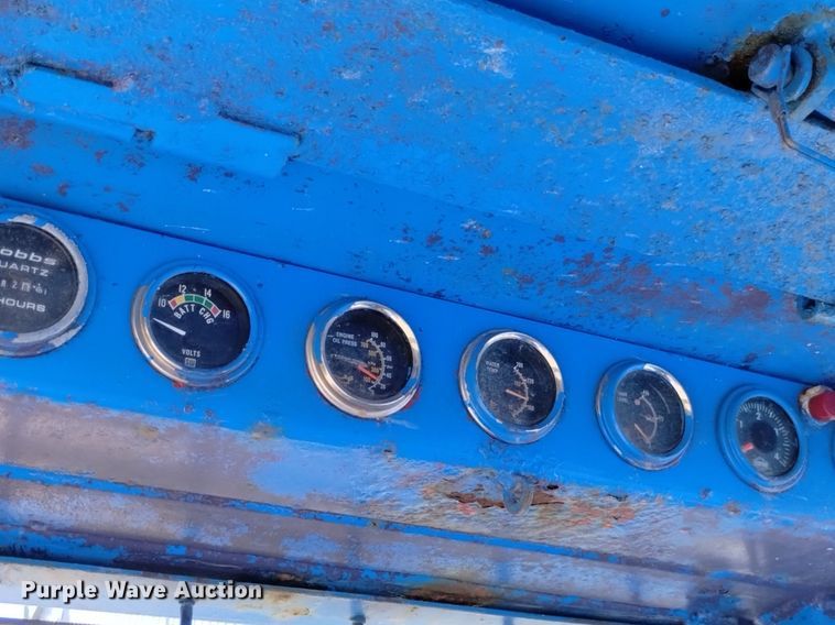 image for item DP3325 1999 CME 850  drilling rig