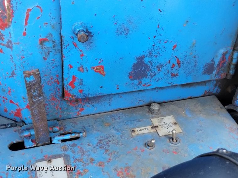 image for item DP3325 1999 CME 850  drilling rig