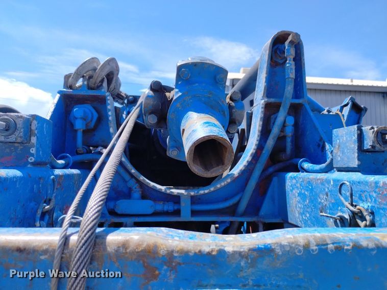 image for item DP3325 1999 CME 850  drilling rig