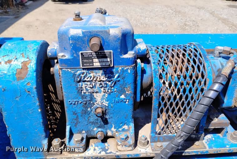 image for item DP3325 1999 CME 850  drilling rig