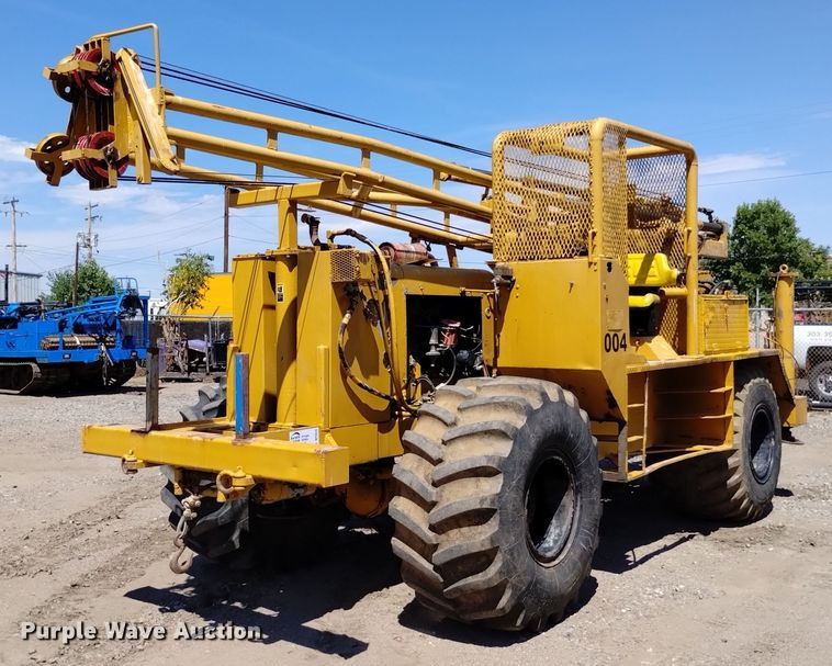 image for item DP3326 1974 CME 750  drilling rig