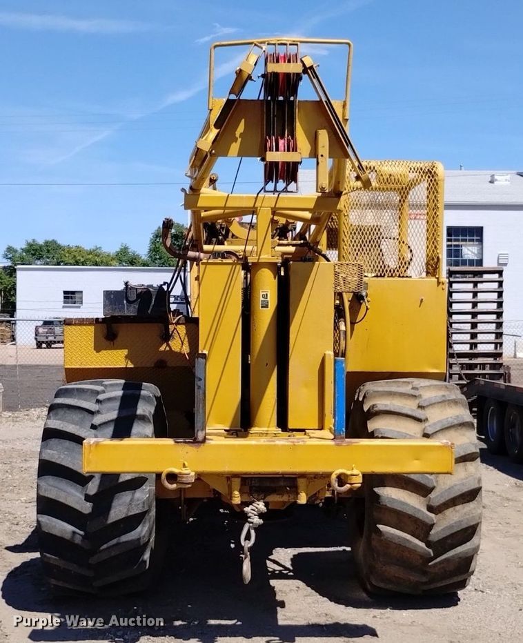 image for item DP3326 1974 CME 750  drilling rig