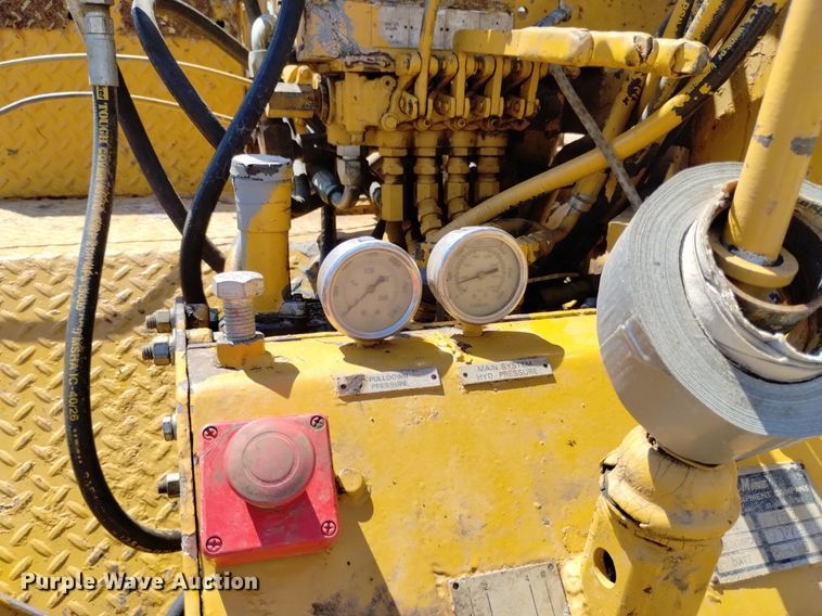 image for item DP3326 1974 CME 750  drilling rig