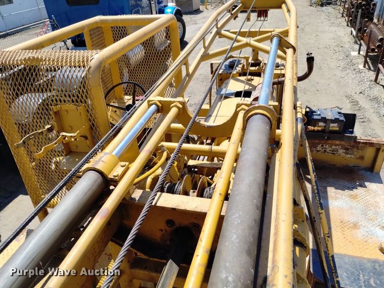 image for item DP3326 1974 CME 750  drilling rig