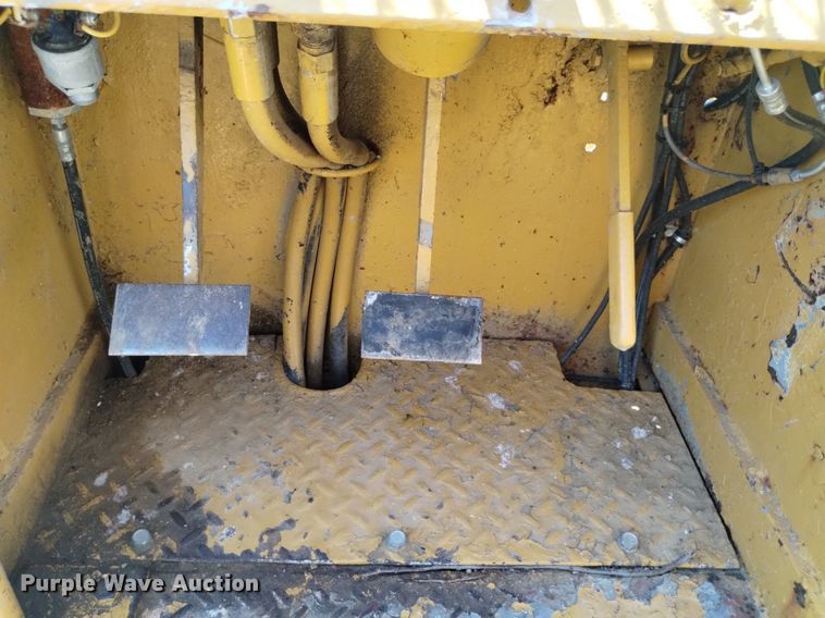 image for item DP3326 1974 CME 750  drilling rig