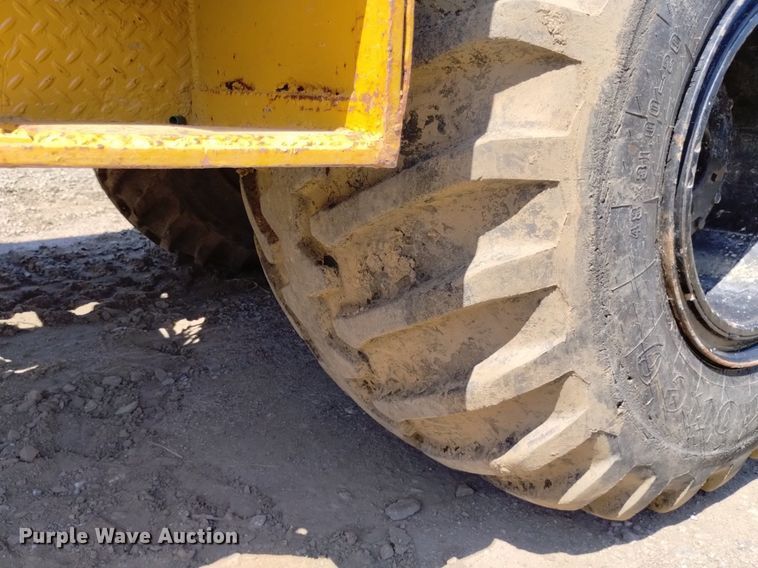 image for item DP3326 1974 CME 750  drilling rig