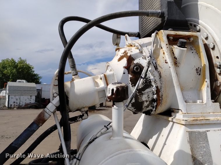 image for item DP3329 2007 Peterbilt 357  ready mix truck