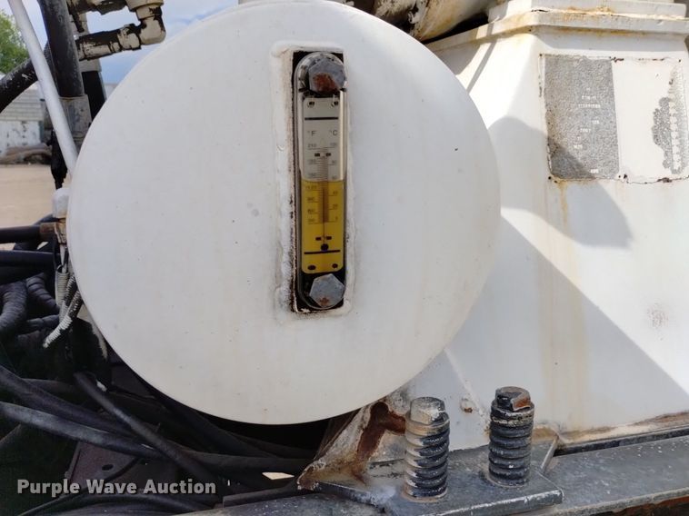 image for item DP3329 2007 Peterbilt 357  ready mix truck