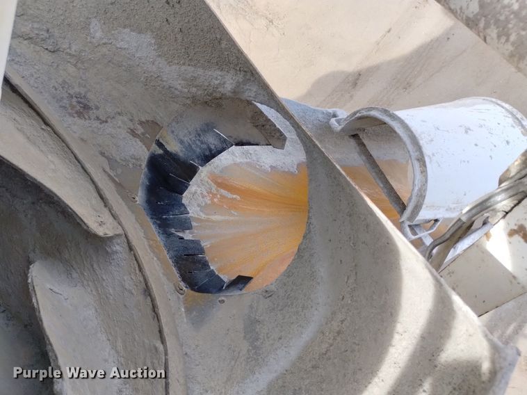 image for item DP3329 2007 Peterbilt 357  ready mix truck