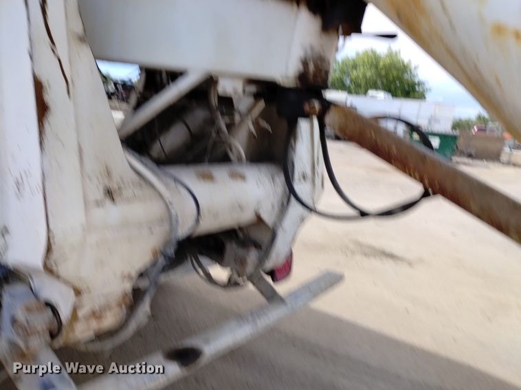 image for item DP3329 2007 Peterbilt 357  ready mix truck