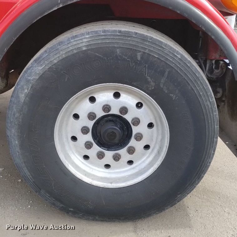 image for item DP3329 2007 Peterbilt 357  ready mix truck