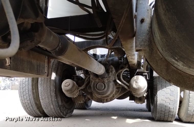 image for item DP3329 2007 Peterbilt 357  ready mix truck