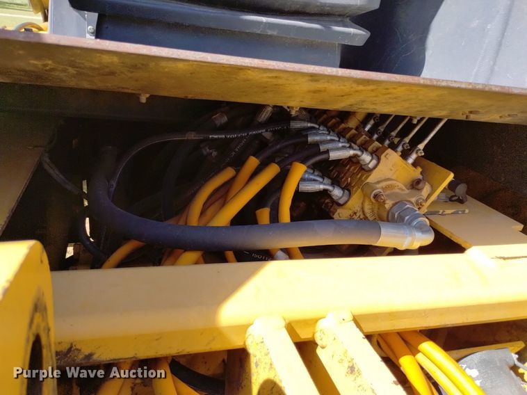 image for item DP3330 John Deere 210LJ  landscape tractor