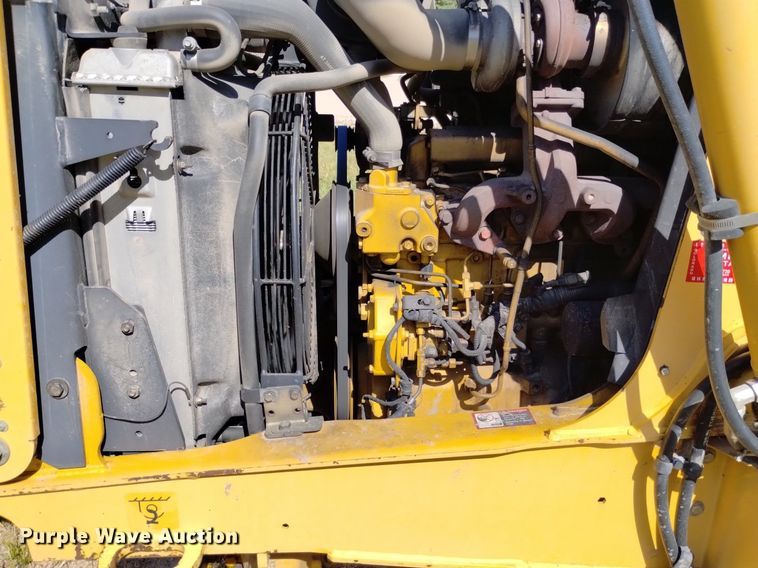 image for item DP3330 John Deere 210LJ  landscape tractor