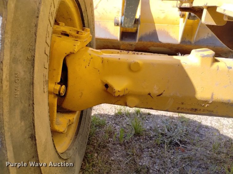 image for item DP3330 John Deere 210LJ  landscape tractor