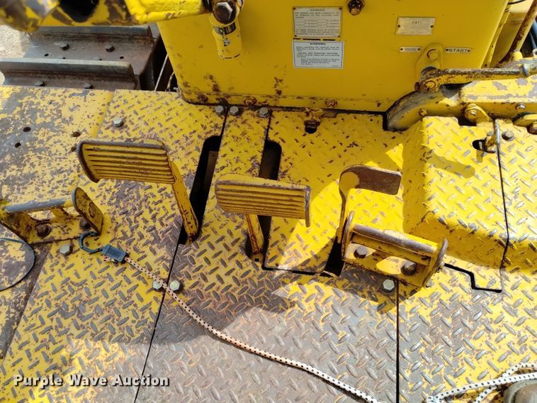 image for item DP3331 1967 Caterpillar D7E  dozer