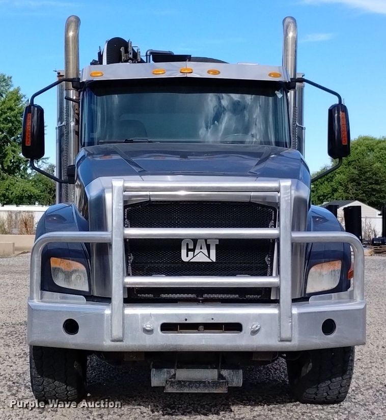 image for item DP3367 2014 Caterpillar CT660L  vacuum truck