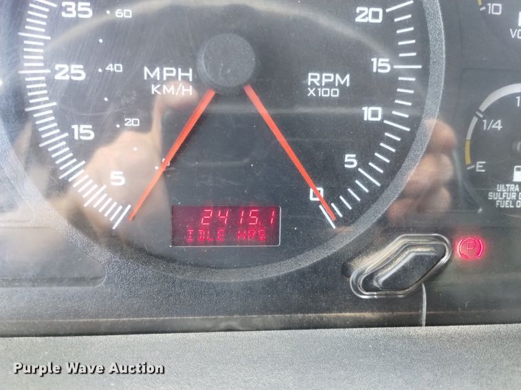 image for item DP3367 2014 Caterpillar CT660L  vacuum truck