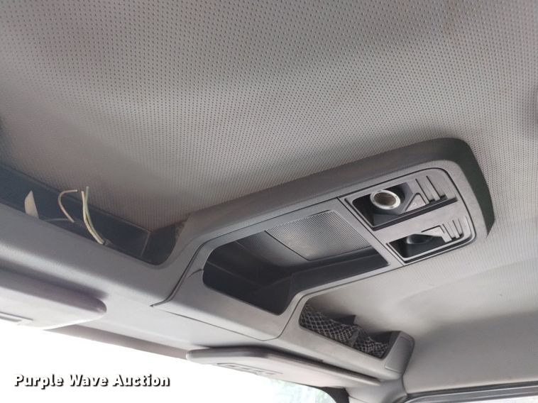 image for item DP3367 2014 Caterpillar CT660L  vacuum truck