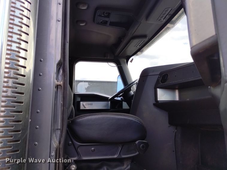 image for item DP3367 2014 Caterpillar CT660L  vacuum truck