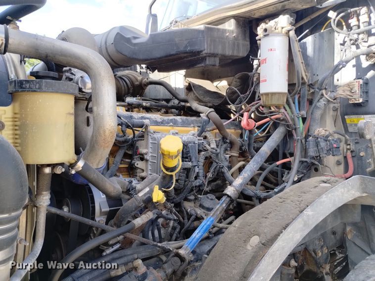 image for item DP3367 2014 Caterpillar CT660L  vacuum truck