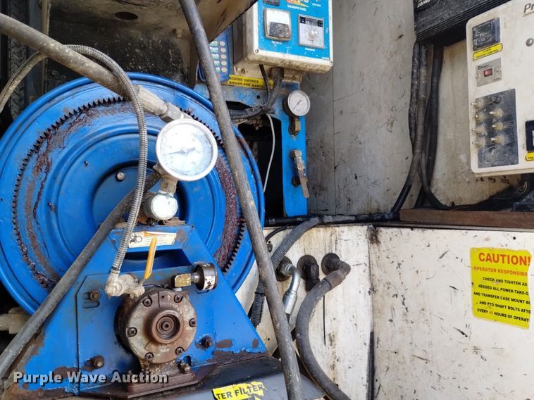 image for item DP3367 2014 Caterpillar CT660L  vacuum truck