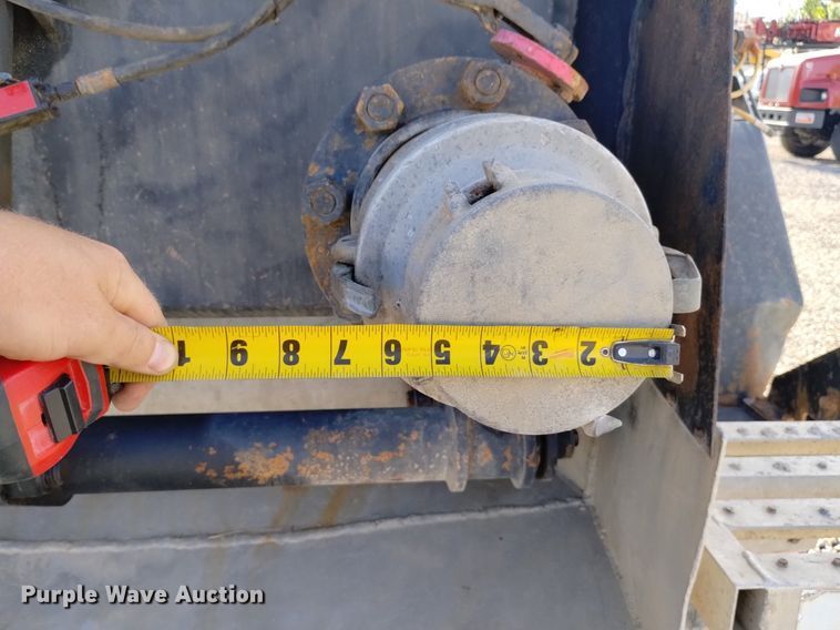 image for item DP3367 2014 Caterpillar CT660L  vacuum truck