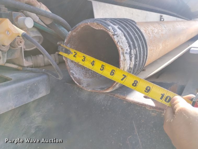 image for item DP3367 2014 Caterpillar CT660L  vacuum truck