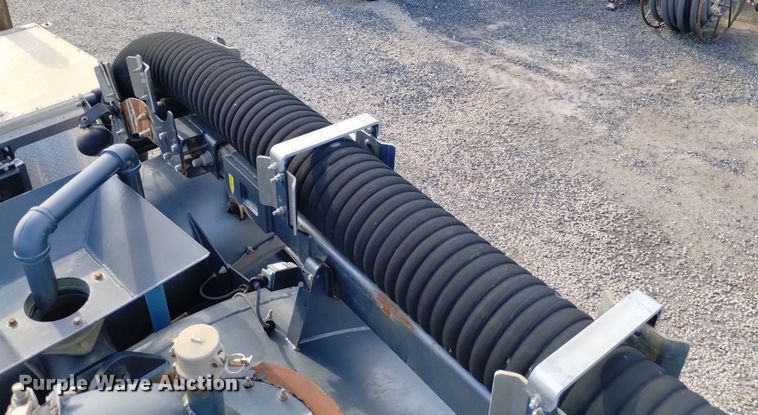 image for item DP3367 2014 Caterpillar CT660L  vacuum truck