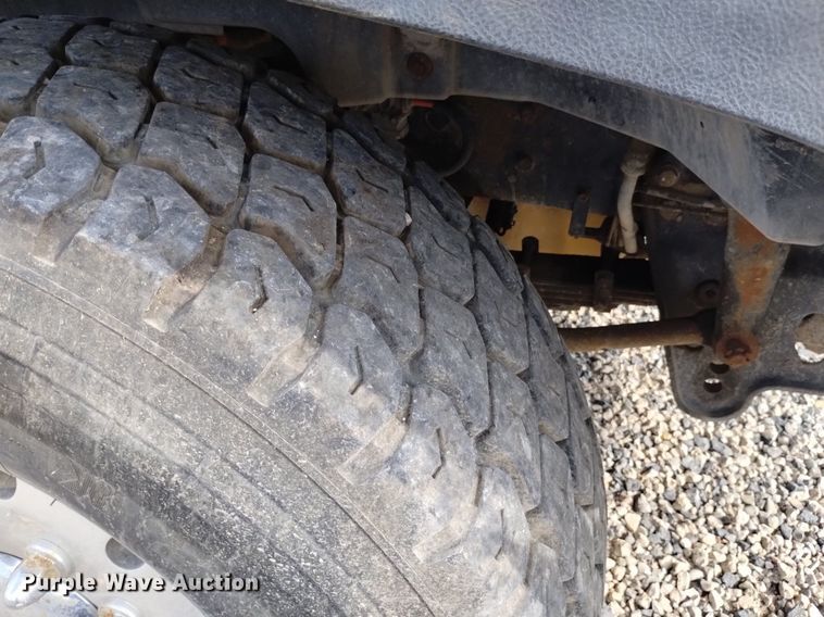 image for item DP3367 2014 Caterpillar CT660L  vacuum truck