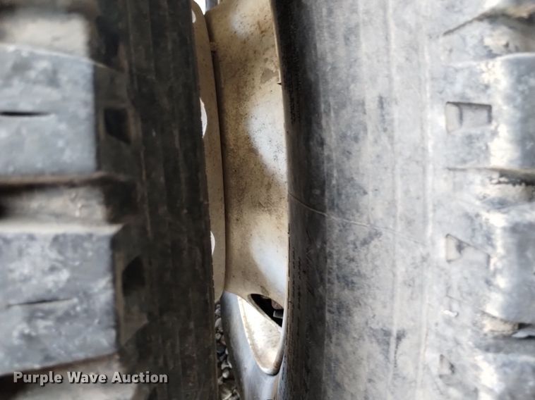 image for item DP3367 2014 Caterpillar CT660L  vacuum truck