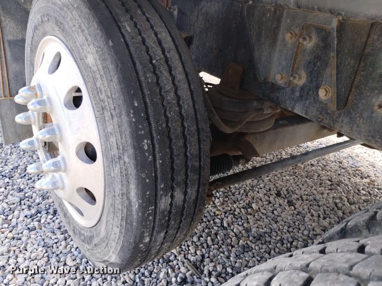 image for item DP3367 2014 Caterpillar CT660L  vacuum truck