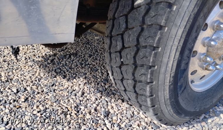 image for item DP3367 2014 Caterpillar CT660L  vacuum truck