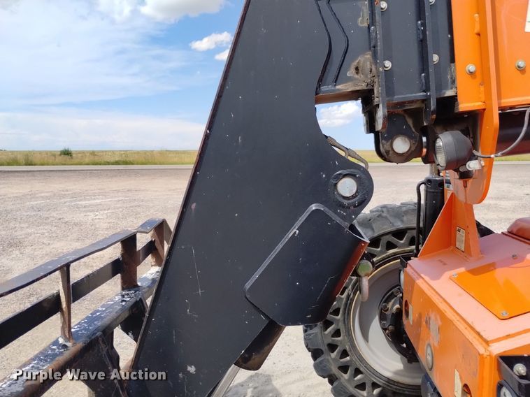 image for item DP3369 2017 JLG 8042  telehandler