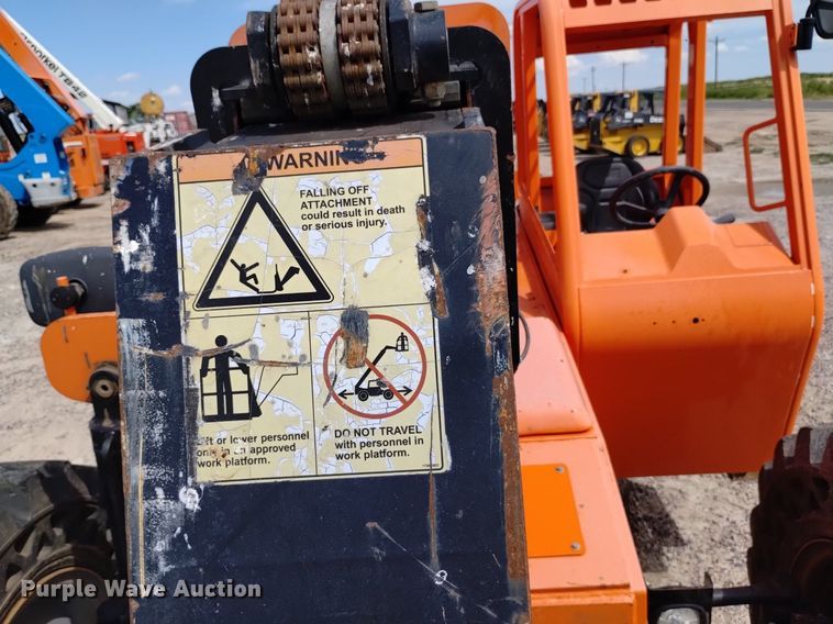 image for item DP3369 2017 JLG 8042  telehandler