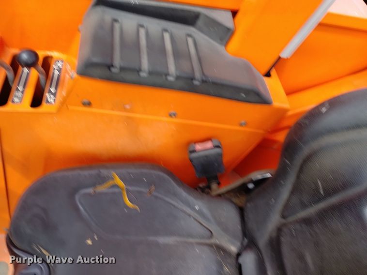 image for item DP3369 2017 JLG 8042  telehandler