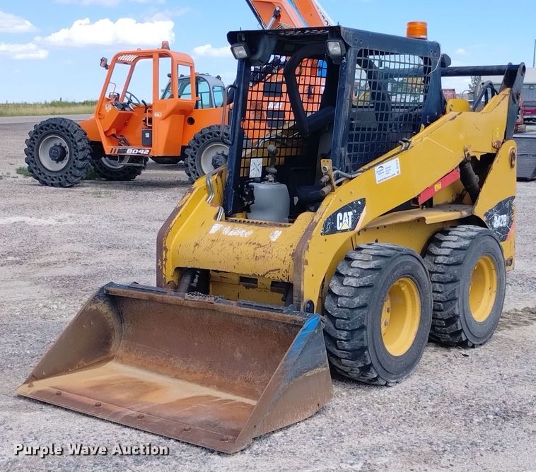image for item DP3370 2012 Caterpillar 242B3  skid steer loader