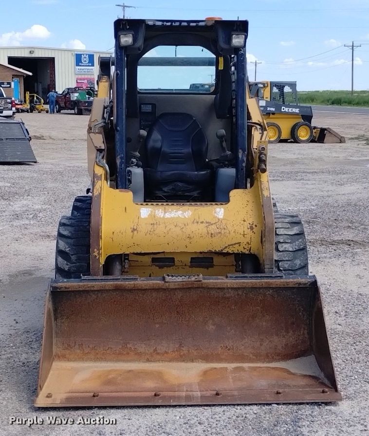 image for item DP3370 2012 Caterpillar 242B3  skid steer loader