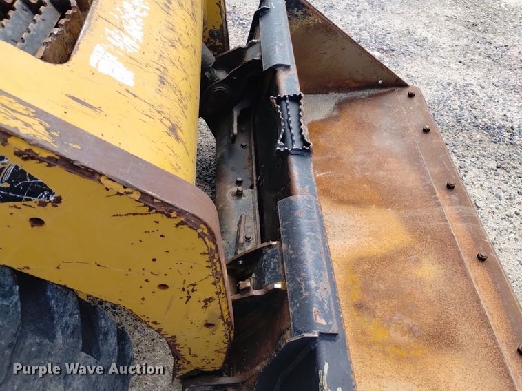 image for item DP3370 2012 Caterpillar 242B3  skid steer loader